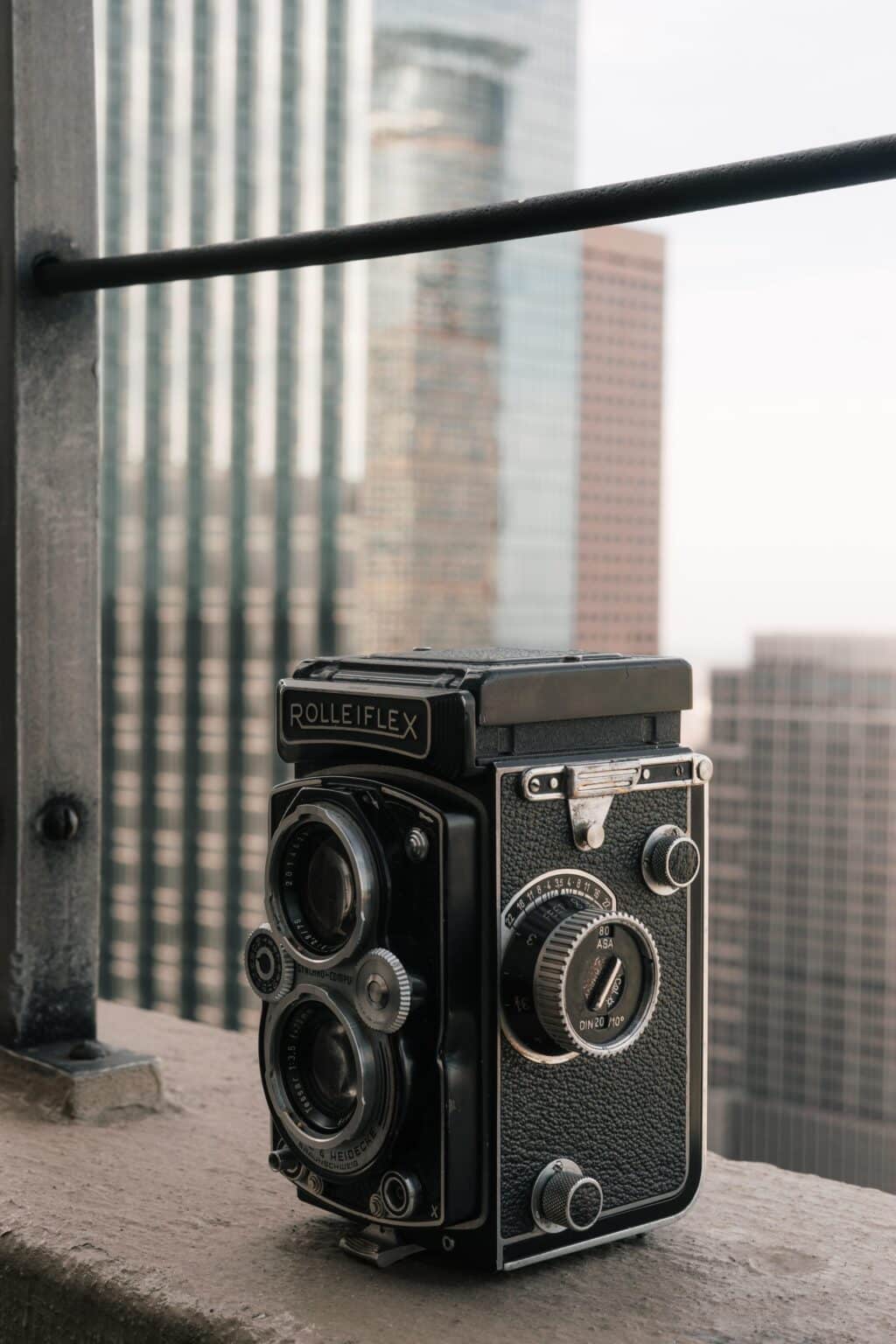 Medium Format vs Full Frame Cameras: Everything You Need To Know