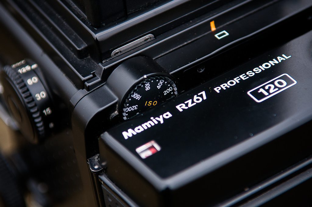 A close up of a Mamiya RZ67 camera with a dial on it.